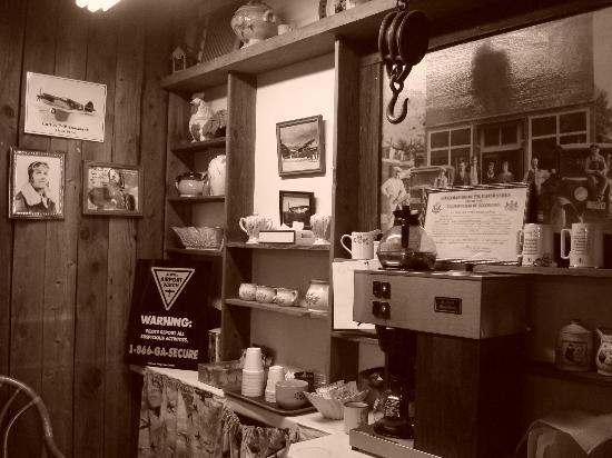 Bunkhouse Motel Guernsey Bagian luar foto